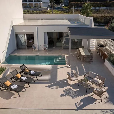 Amphimatrion Luxury Lägenhet